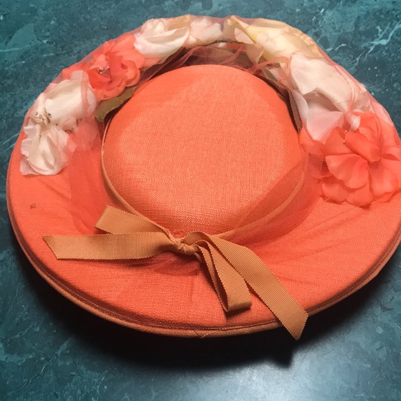 Antique Hat - Picture 1 of 3